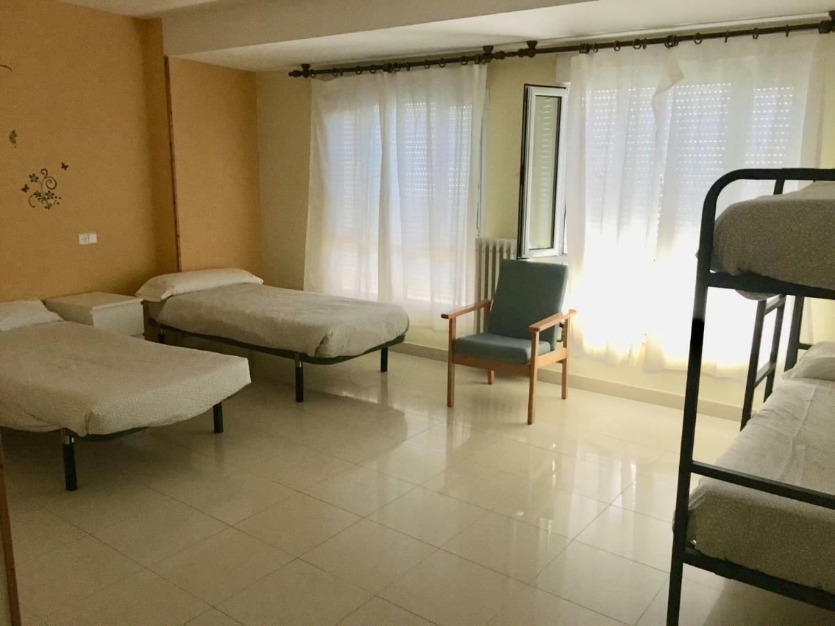 פו דה ליאנס Llanes International Hostel מראה חיצוני תמונה
