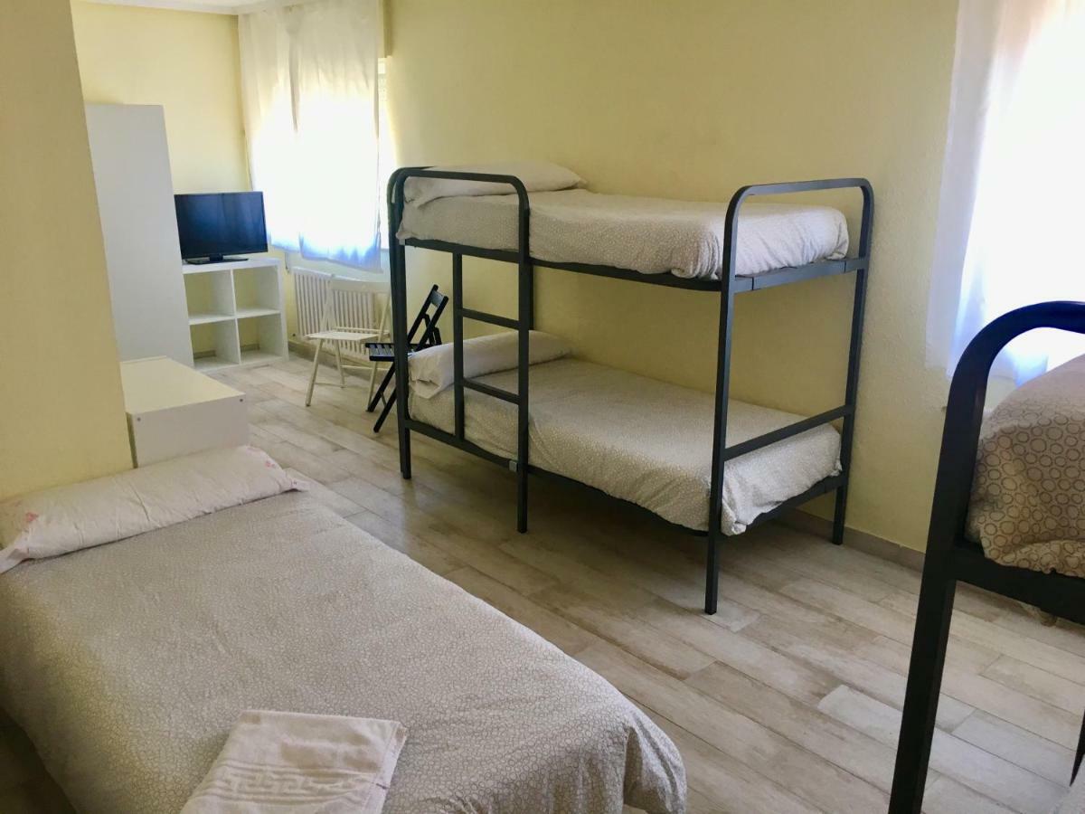 פו דה ליאנס Llanes International Hostel מראה חיצוני תמונה
